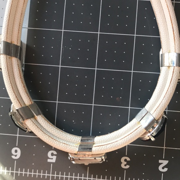 Beautiful necklace - Picture 8 of 13